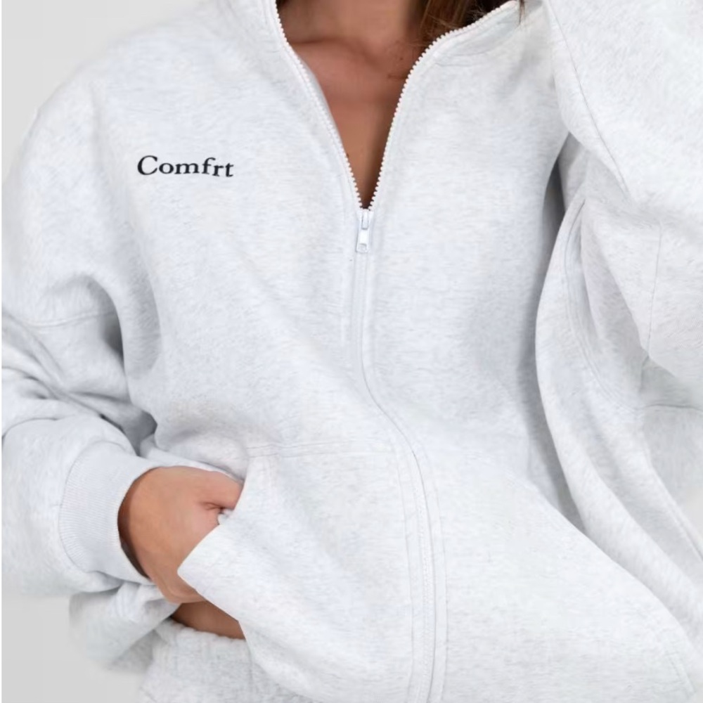 Comfrt cloud zip hoodie size XS